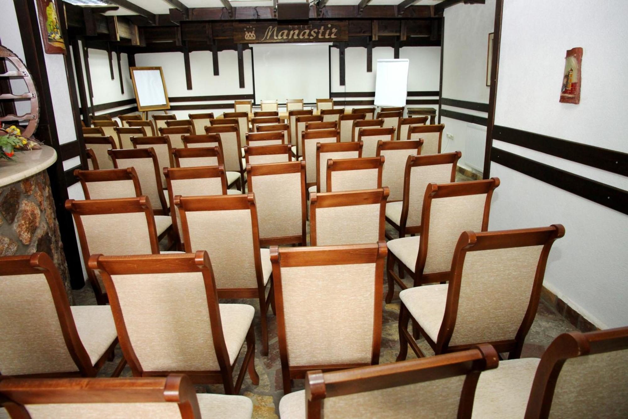 Hotel Manastir Berovo Bagian luar foto