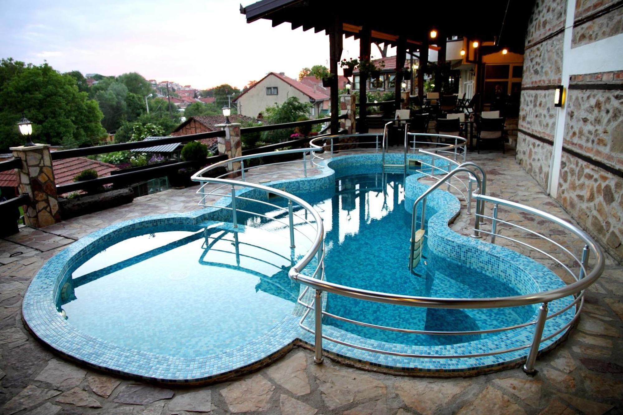 Hotel Manastir Berovo Bagian luar foto