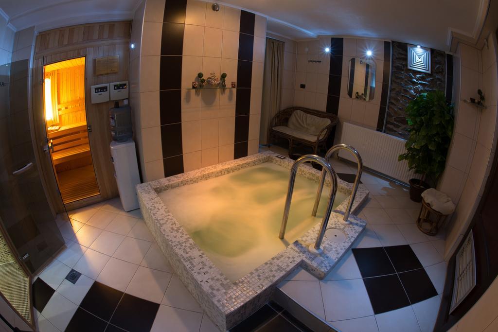 Hotel Manastir Berovo Bagian luar foto