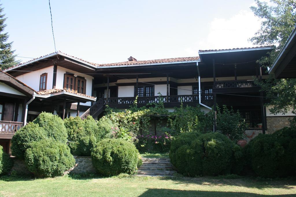 Hotel Manastir Berovo Bagian luar foto