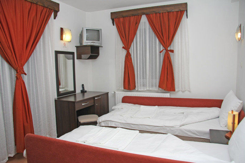 Hotel Manastir Berovo Bagian luar foto